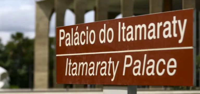 Itamaraty emite alerta para brasileiros na Bolívia em meio a protestos