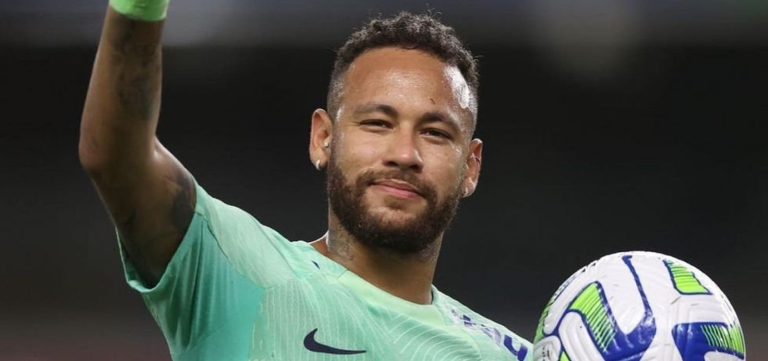 Neymar passa por exames e desfalca primeiro treino da Seleção Brasileira