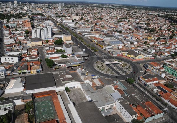 Homem é executado a tiros dentro de condomínio em Feira de Santana