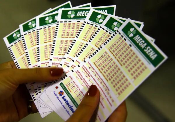 Sorteio da Mega-Sena desta terça-feira é suspenso; entenda