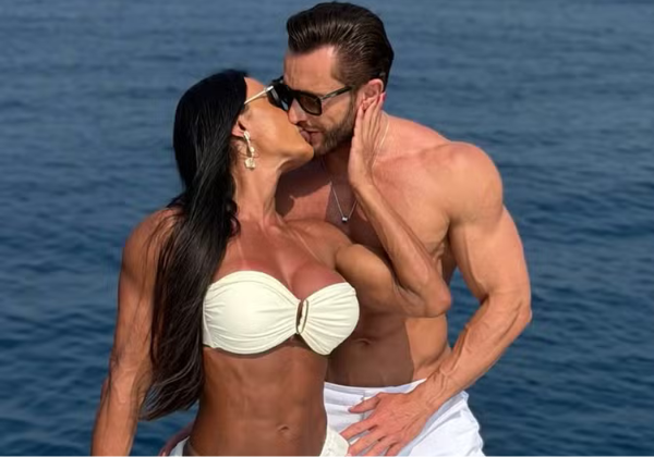 Gracyanne revela intimidade: “cinco horas por dia fazendo sexo”