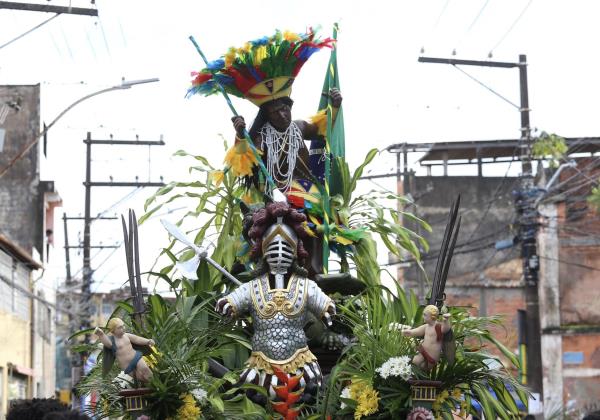 Salvador inicia programação do 2 de Julho com Fogo Simbólico, desfiles e homenagens históricas