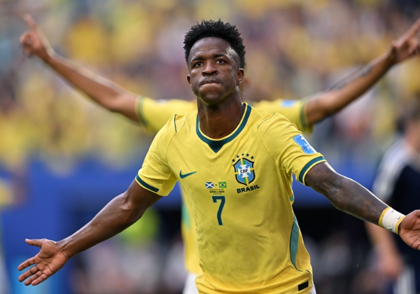 Vini Jr supera Ronaldo e Tostão e entra em ranking histórico da Seleção em Copas do Mundo