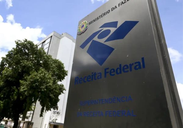 Receita cobra correção de R$ 44 bilhões em créditos de PIS/Cofins