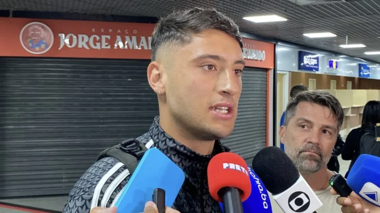Novo atacante do Bahia revela conversas com jogador do clube durante negociação: “falei com ele antes de tomar a decisão”