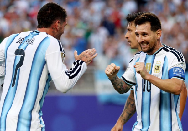 Ronaldo exalta Messi após recorde na Copa do Mundo: ‘É o maior da história’