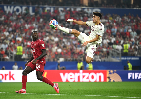 Com gol nos acréscimos, Espanha elimina Portugal e avança na Copa