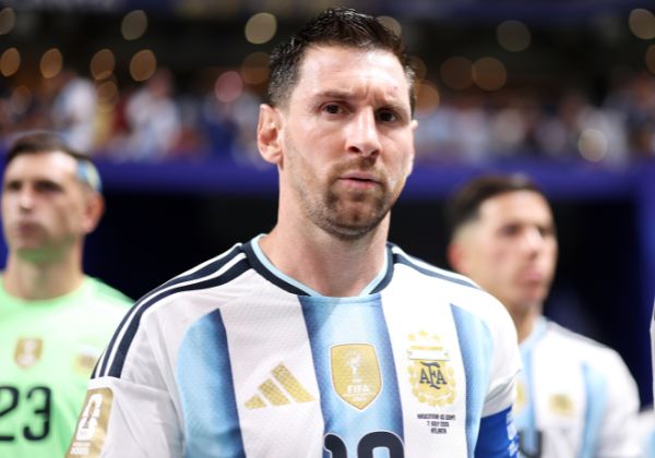 Messi faz trabalho separado e gera preocupação antes da semifinal contra a Inglaterra