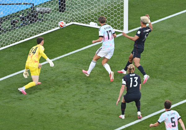 Bélgica faz 4 a 1 nos EUA e terá a Espanha pela frente nas quartas da Copa