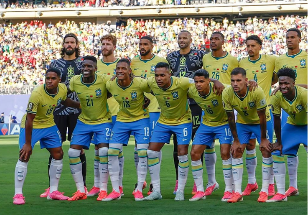 Quem fica para 2030? Brasil deve perder pelo menos sete nomes até a próxima Copa