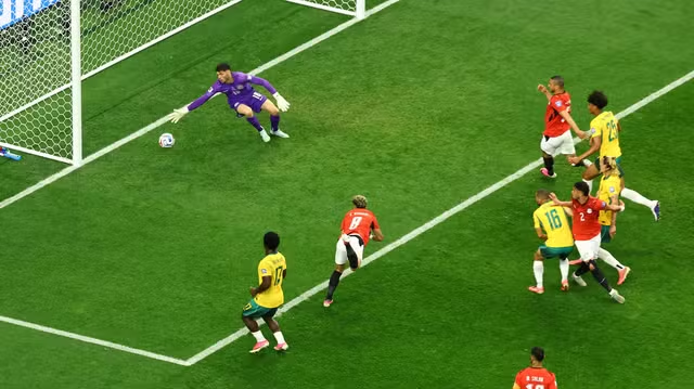 Histórico! Egito vence nos pênaltis, elimina a Austrália e está nas oitavas do Mundial